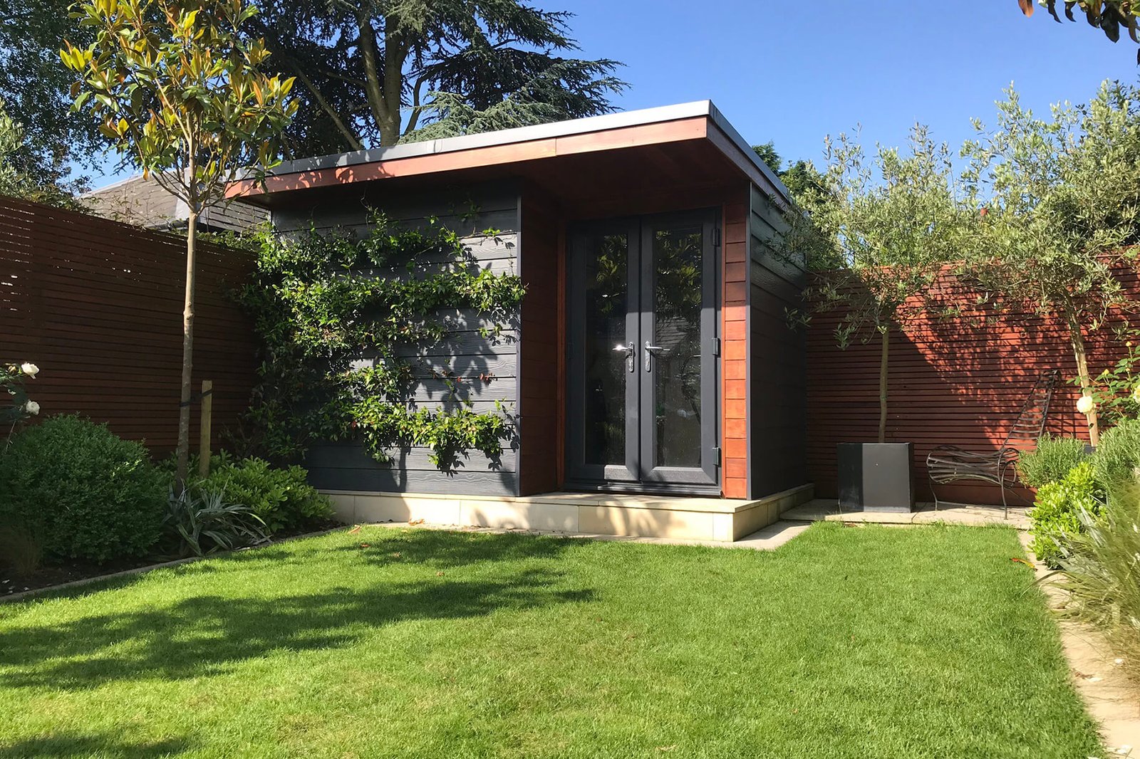 DOES A GARDEN ROOM ADD VALUE TO YOUR HOUSE?
