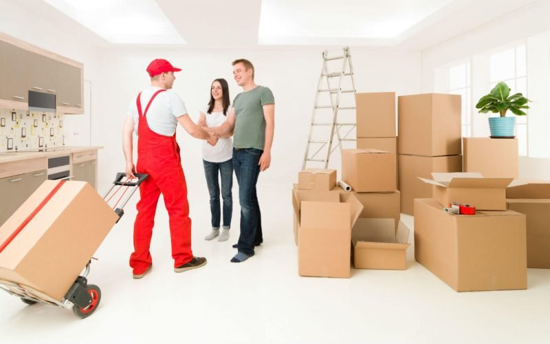 Get Stress Free and Safe Packing Moving Services in UAE