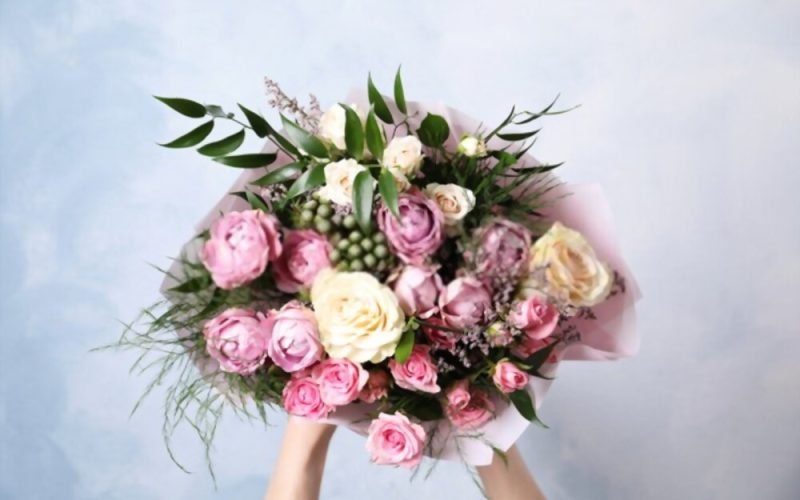 How to Send Flowers To Delhi For Your Loved Ones