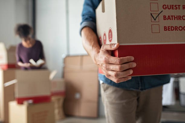 Move to your next location with the help of international moving service