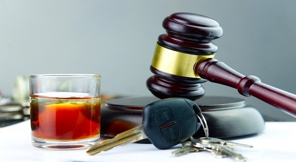 5 Benefits of Hiring a DUI Lawyer