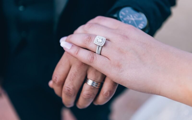 10 Ways To Make Your Engagement Ring Even More Beautiful