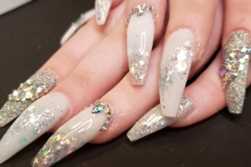 The Ultimate Guide to Prom Nails: Trends, Designs, and Tips for a Stunning Look